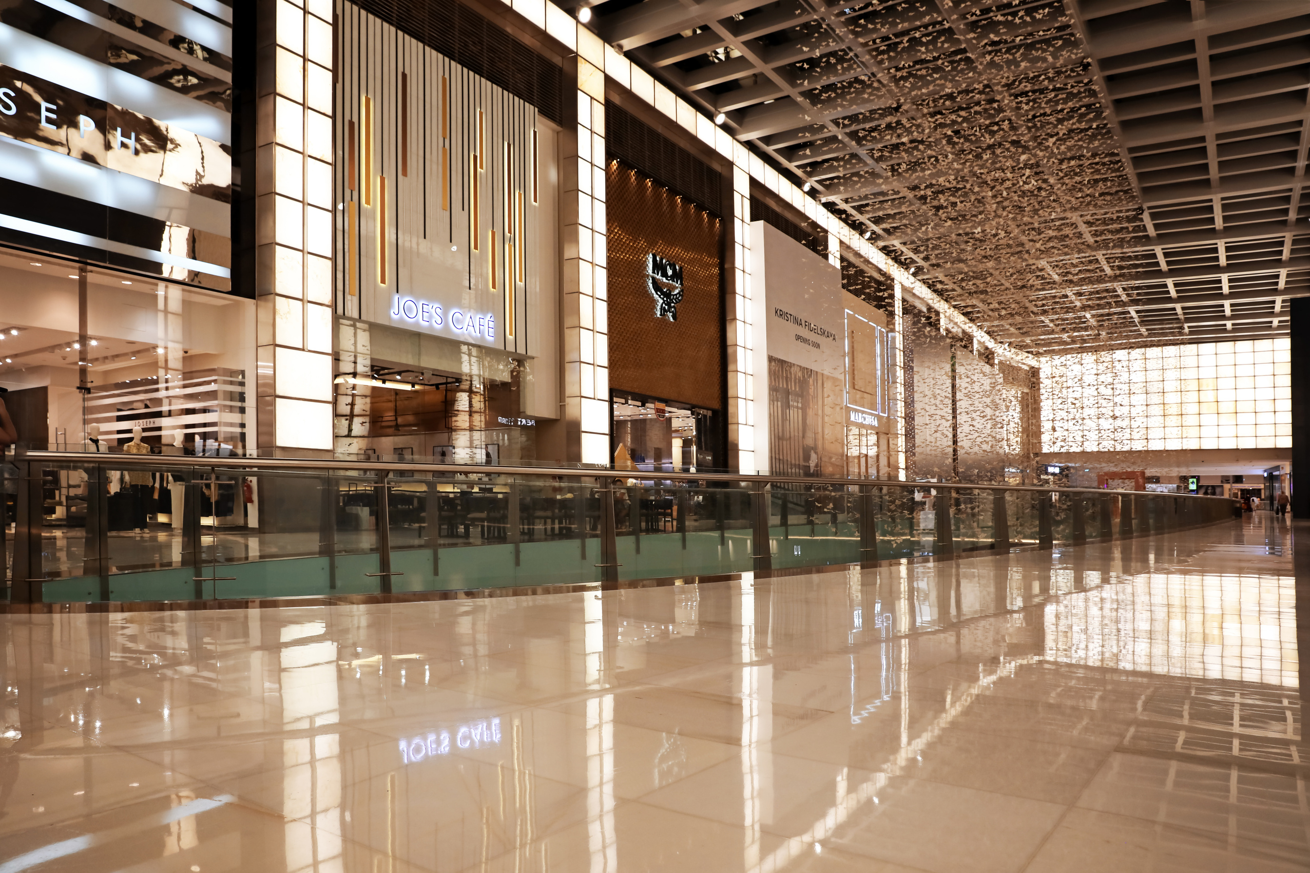 DUBAI, UNITED ARAB EMIRATES - NOVEMBER 04, 2018: Interior of Luxury Shopping Mall