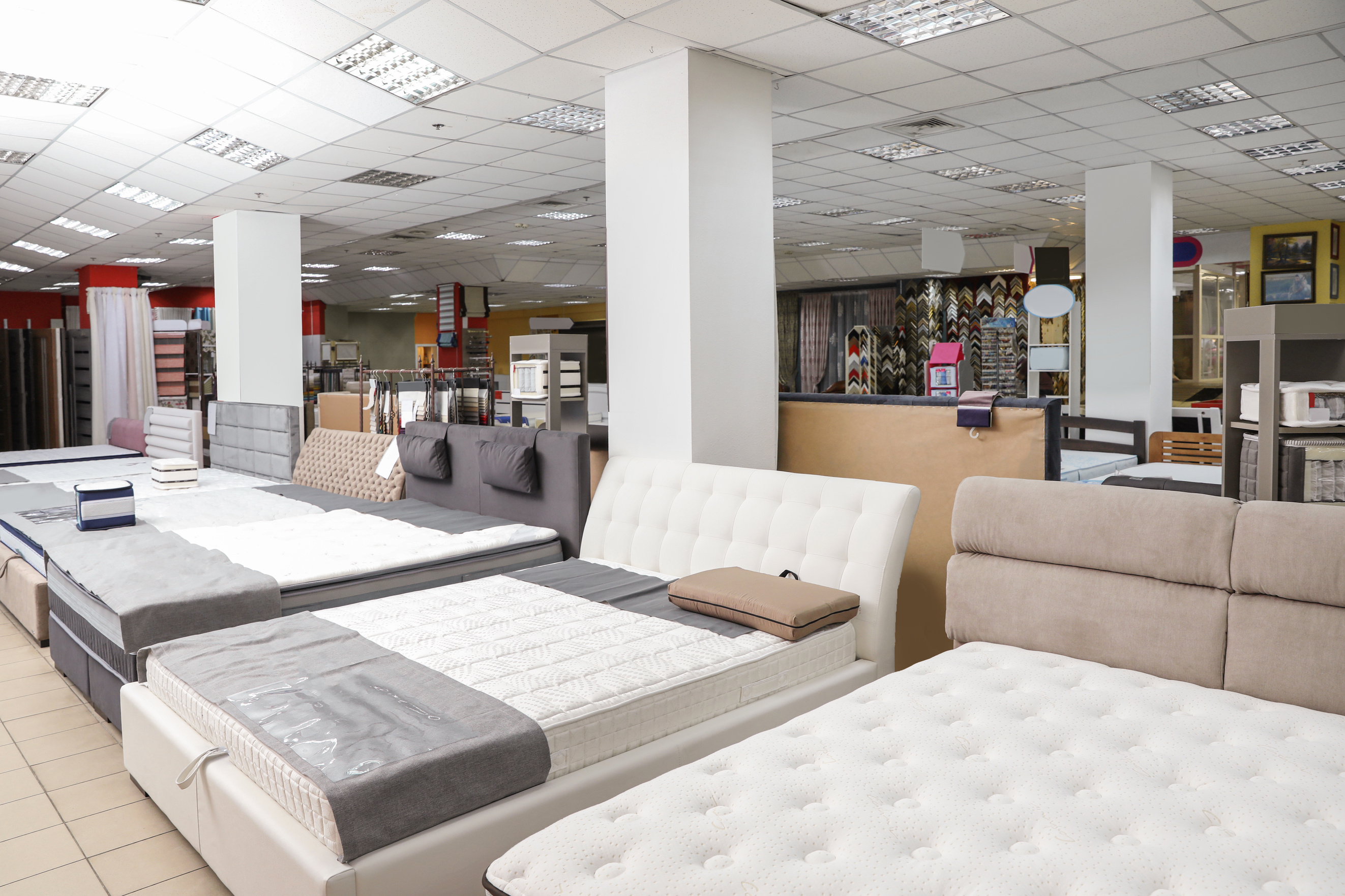 Different Beds with Orthopedic Mattresses in Store